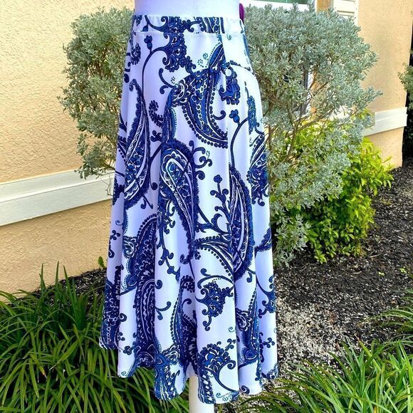 NEW MICHAEL KORS BLUE BLACK & WHITE PAISLEY SWING MIDI SKIRT L - Picture 8 of 10